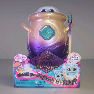 Magic Mixies Magical Misting Cauldron Interactive Plush Pet NEW Sealed Moose Toy